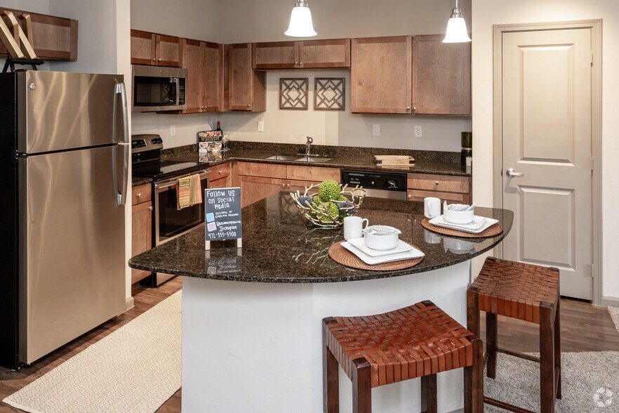 Enclave at Grapevine 2311 W Grapevine Mills Cir Grapevine TX 76051 Apartment Finder