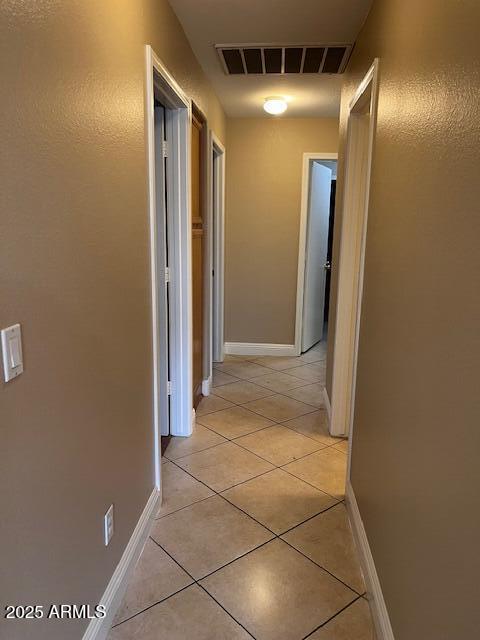 Building Photo - 1719 E Horseshoe Ave