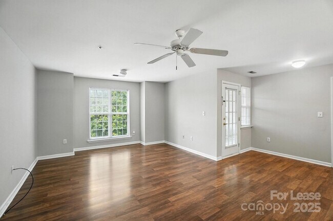 Building Photo - 9849 Campus Walk Ln