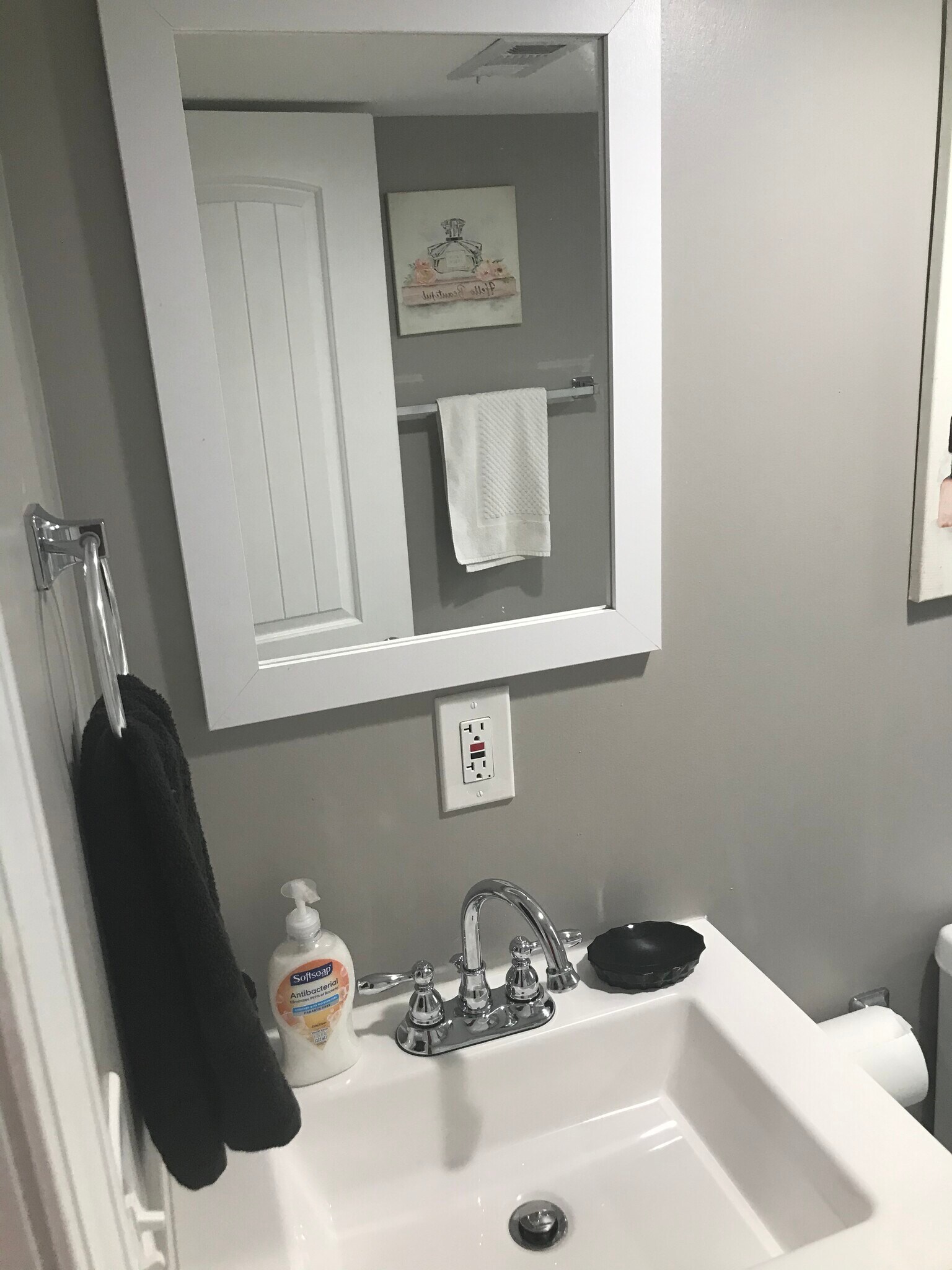 Bathroom - 810 Fox St NW