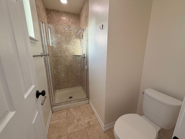 Building Photo - 5929 Mabie Ct