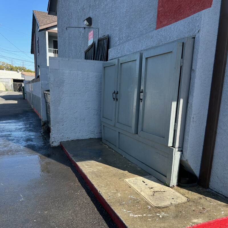 Building Photo - 7947 Garfield Ave