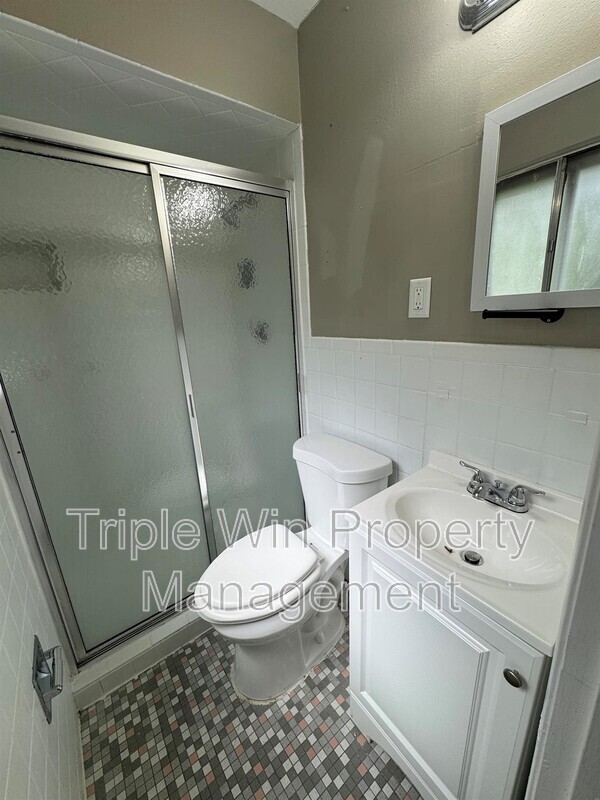 Building Photo - 11930 N Ranch Dr
