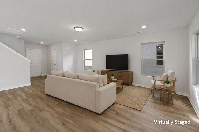 Building Photo - 14616 Ravenel Dr