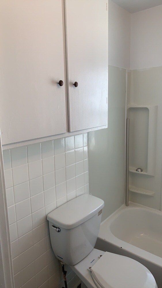 Building Photo - 128.5 Pointview