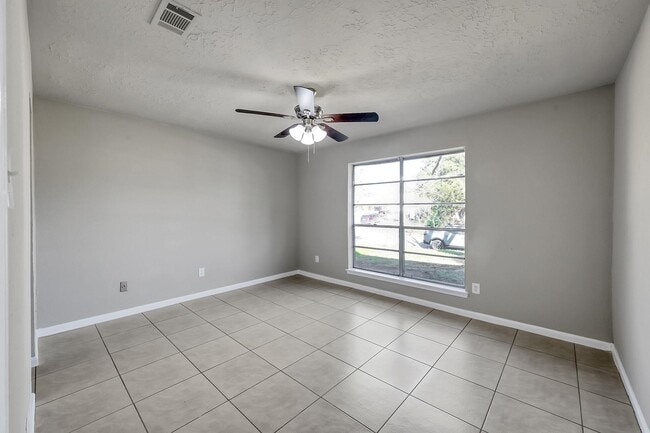 Building Photo - 4310 Enchantedgate Dr