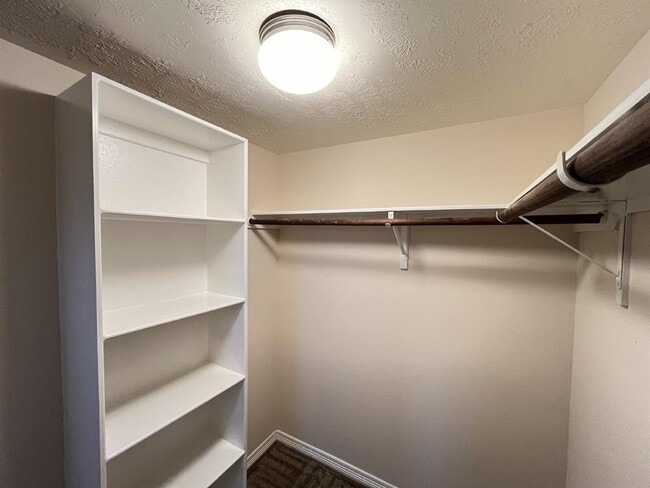 Building Photo - 7814 Stoneyway Dr