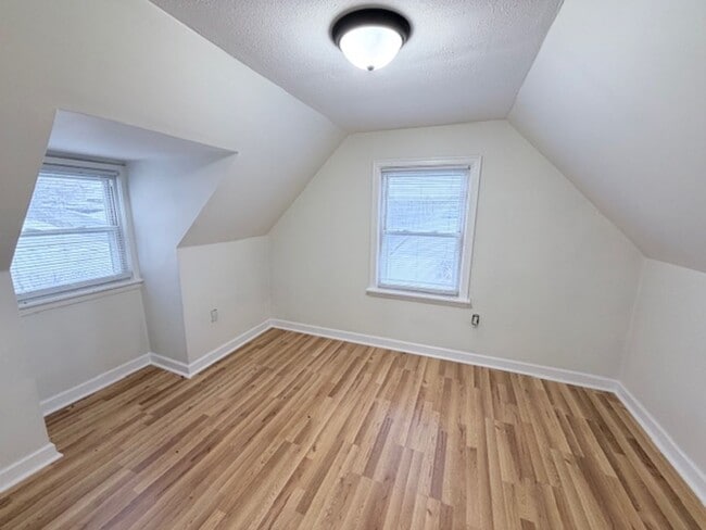 Building Photo - $1450 3 bedroom house in Bon Air