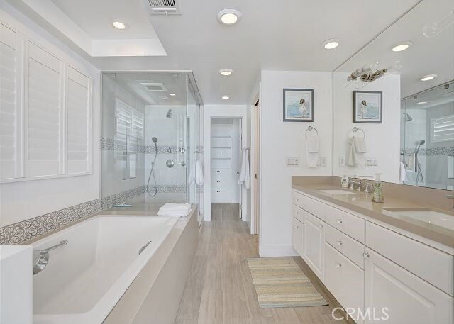 Building Photo - 3312 W Oceanfront