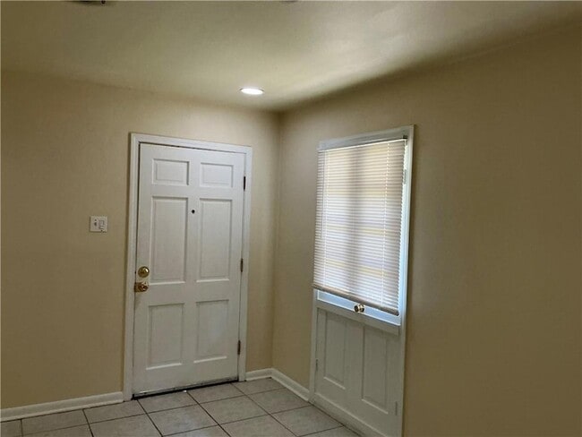 Building Photo - 4108 Roneagle Way #C C