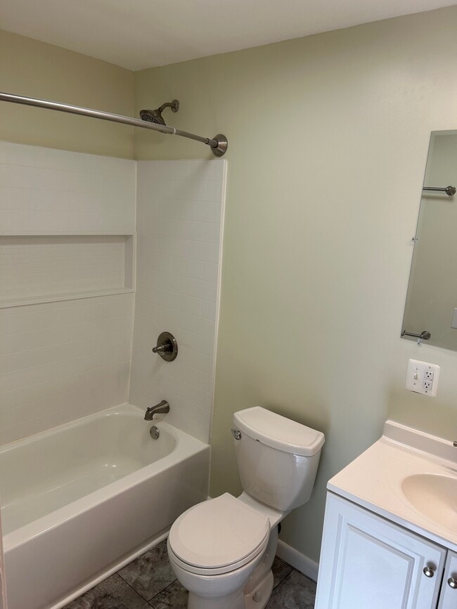 Building Photo - 1550 CT-12