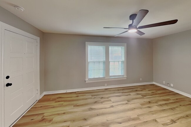 Building Photo - Completely Remodeled Charm with a Huge Backyard & Bonus Room!