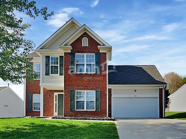 Building Photo - 7026 Blithe Low Pl