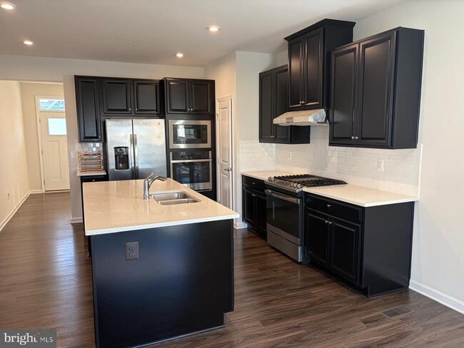 Building Photo - 7546 Mint Springs Ct