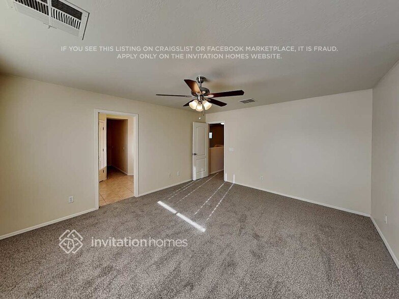 Building Photo - 10018 N 115th Dr