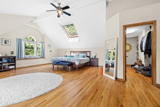 Building Photo - 88 Providence Rd