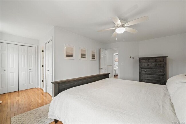 Building Photo - 125 S Kensico Ave