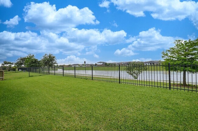 Building Photo - 3506 Gore Creek Dr