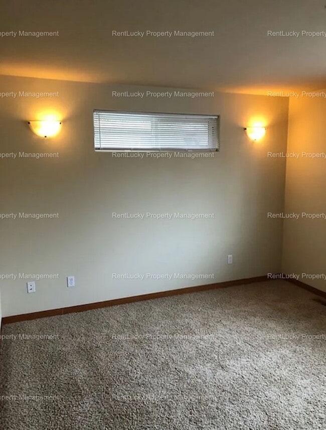 Building Photo - Beautifully Updated 3-Bedroom Home in Lynn...