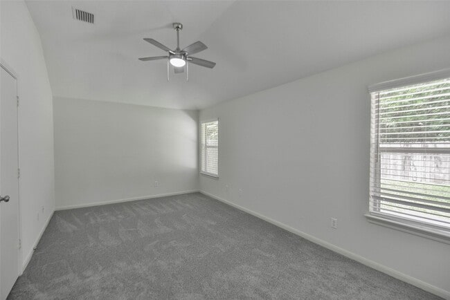 Building Photo - 27077 Crown Chase Dr