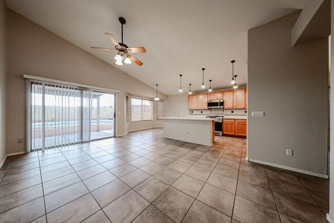 Building Photo - MOVE IN SPECIALS!! Lovely 4-bedroom, 2-bat...