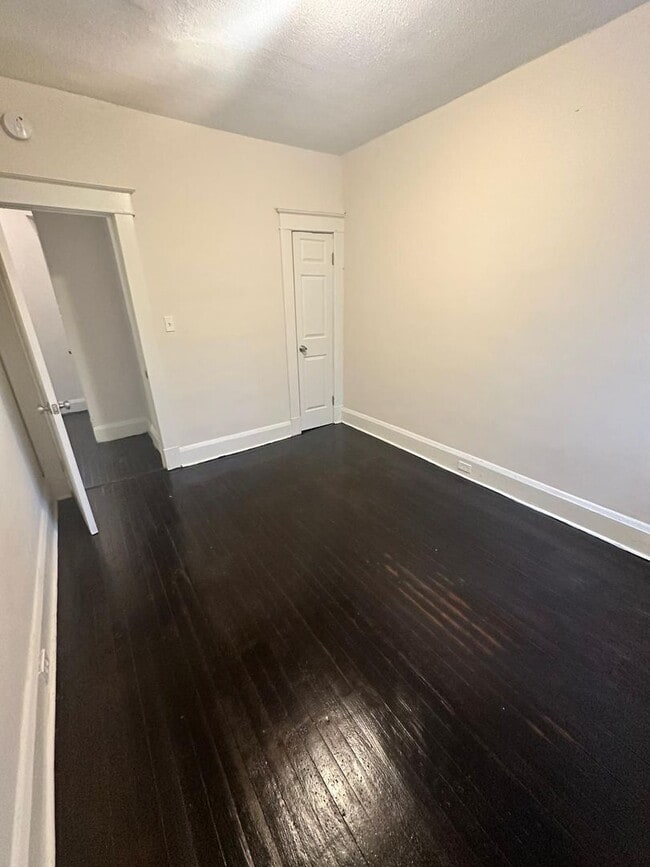 Building Photo - 2761 Baker St