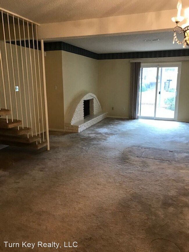 Building Photo - 177 Old Montgomery Hwy