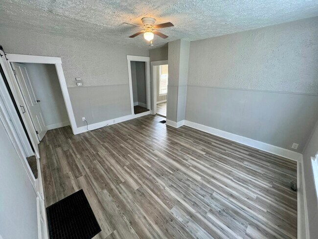 Building Photo - 110 South Sutphin Street