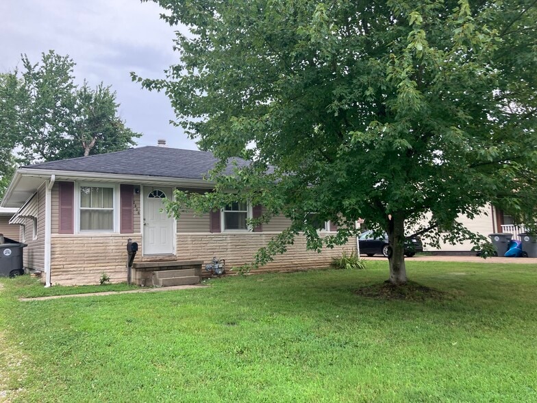 Primary Photo - 2506 E Missouri St