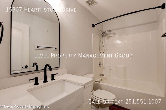 Building Photo - 15307 Hearthstone Dr