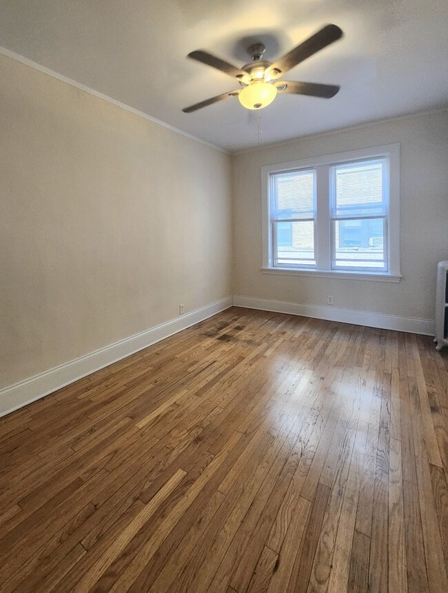 Building Photo - 4817 N Springfield Ave