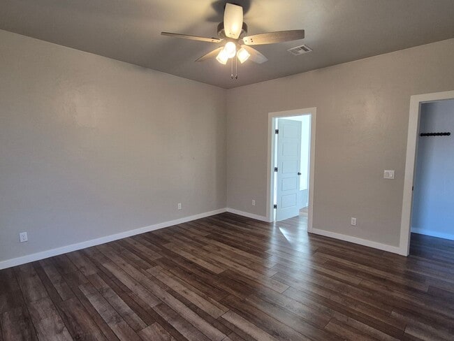 Building Photo - 1245 La Sienna