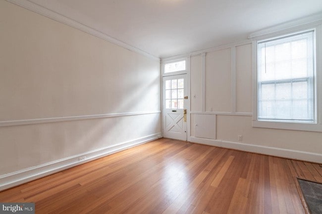 Building Photo - 2723 Dumbarton St NW