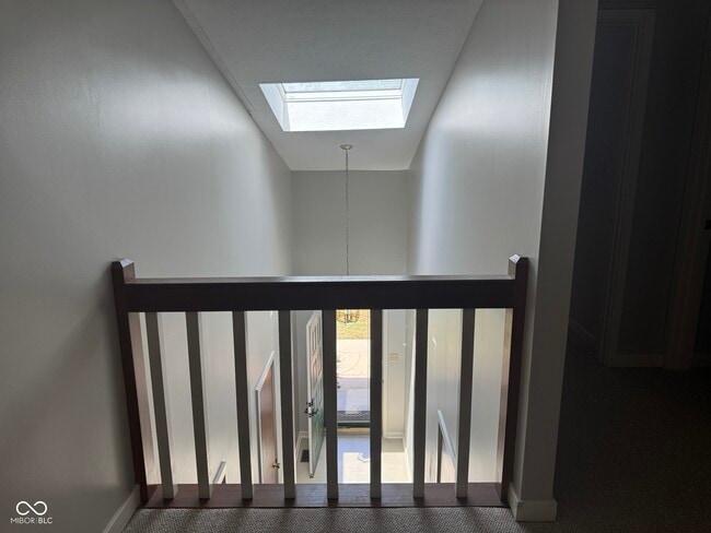 Building Photo - 329 Sandbrook Dr