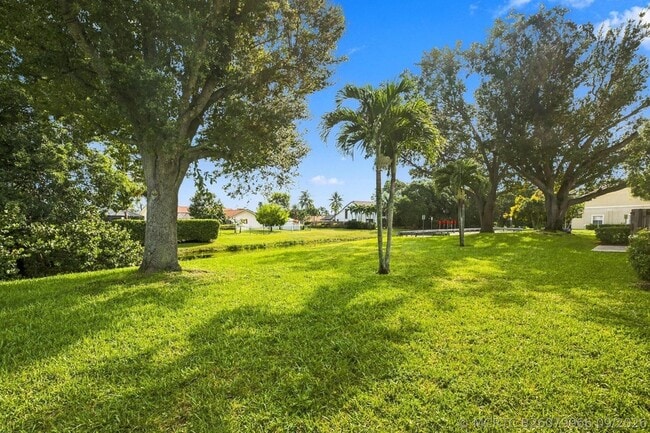 Building Photo - 1033 Goldenrod Rd