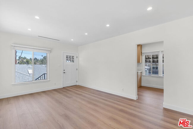 Building Photo - 1810 Santa Ynez St