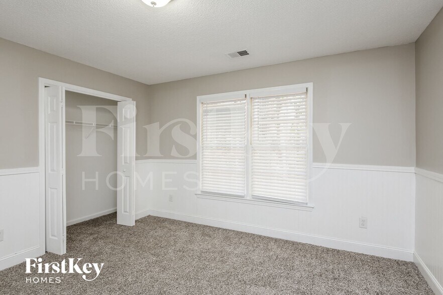 Building Photo - 4004 Southbrook Ct NW