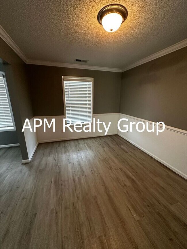 Building Photo - Clemson Road Convenient 4 Bedroom