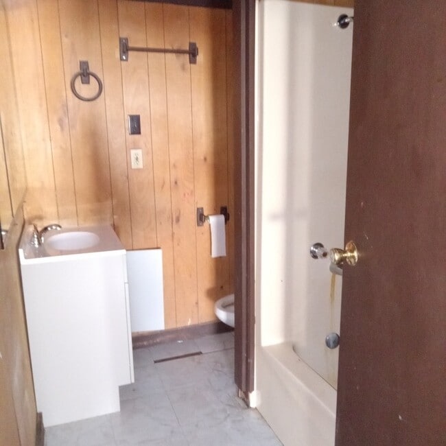 Building Photo - Robertsdale Mobile Home Community