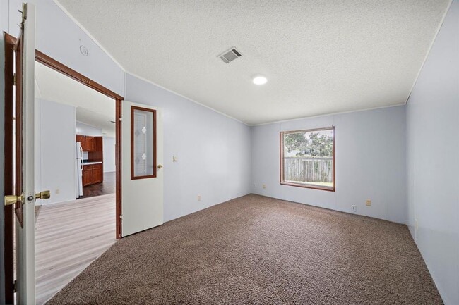 Building Photo - 16504 Brittany Way