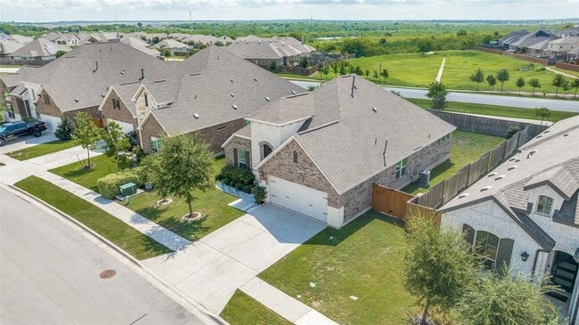 Building Photo - 874 Spinnaker Loop