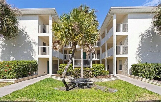 Building Photo - 7294 Cloister Dr