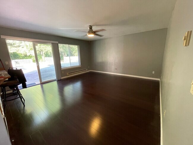 Building Photo - 707 125th Pl NW