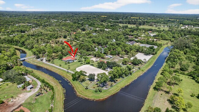 Building Photo - 17218 Shetland Ln