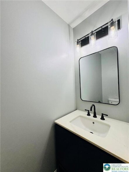 Building Photo - 2274 Briarwood Dr