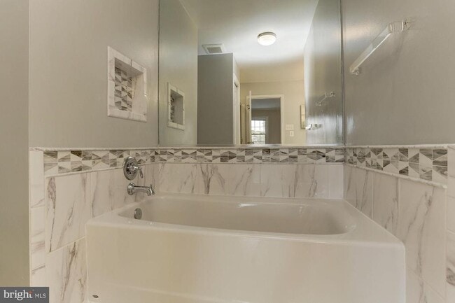 Building Photo - 10107 Galsworthy Pl