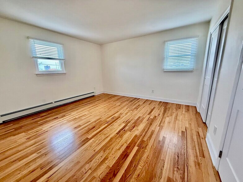 Building Photo - 234 Wheeler St