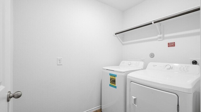 Building Photo - 31306 Bentley Pnes Dr