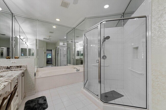 Building Photo - 4663 Carlton Golf Dr
