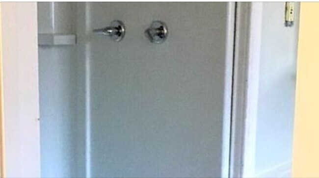 Building Photo - 1126 Progreso Dr